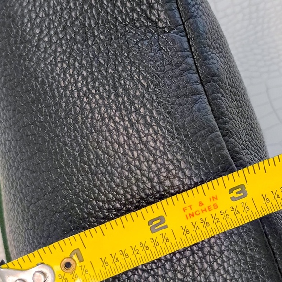 EXTREMELY RARE XXL Gucci Black Gucci Printed Bum Bag Crossbody Italian Calfskin. - Picture 16 of 16